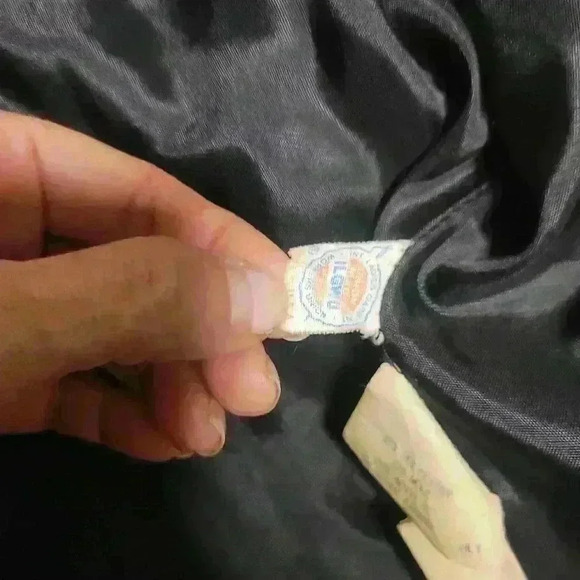 Vintage Tweed Coat - Union Made by Karizma East Ltd. - Picture 10 of 16